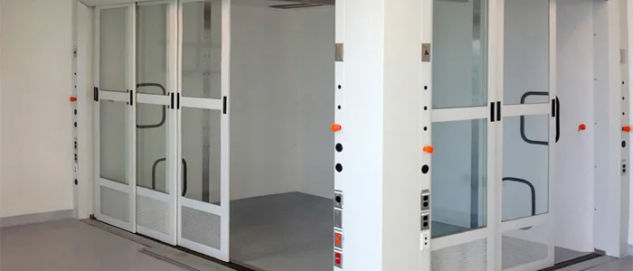 Floor Mounted FumeHood Image 3
